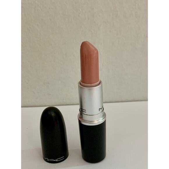 Mac Politely Pink Lustre Lipstick Pink RARE New 517 Damaged Tip - Picture 5 of 10